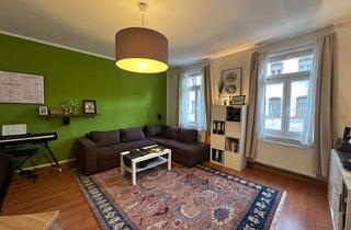 Wohnung mieten in 90762 Fürth, Mitten in der City – Zwei Zimmer mit Altbauflair