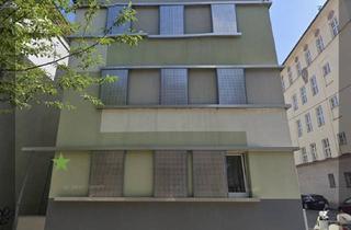 Wohnung mieten in Römerstraße 23, 70180 Süd, WG-Wohnung mit 6 Zimmern und Dachterrasse in Stuttgart-Süd