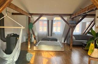 Wohnung mieten in Schillerstraße 16, 99096 Löbervorstadt, Geräumige 2-Raum-Wohnung in Erfurt mit Altbauflair