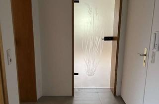 Wohnung mieten in 42697 Ohligs-Aufderhöhe, Erstbezug nach Sanierung: 3-Zi.-Erdgeschosswohnung mit Balkon in Solingen