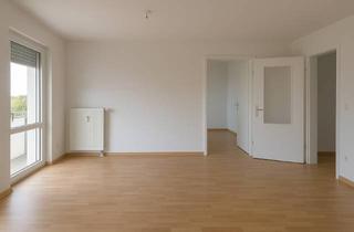 Wohnung mieten in Am Markt 12, 06184 Kabelsketal, Helle 2-Zimmer Wohnung mit Balkon und Stellplatz in Großkugel