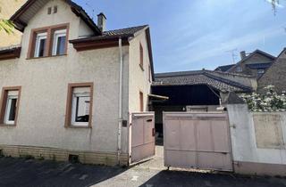 Einfamilienhaus kaufen in Heckerstr., 55120 Mombach, Charmantes Einfamilienhaus mit Innenhof und Potenzial in Mainz-Mombach