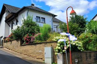 Einfamilienhaus kaufen in 53501 Grafschaft, Großzügiges, freistehendes Einfamilienhaus in Grafschaft-Lantershofen