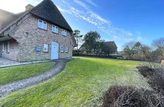 Haus kaufen in 25996 Wenningstedt-Braderup, Reihenendhaus unter Reet in Wenningstedt