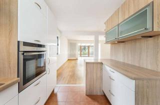 Doppelhaushälfte kaufen in 12209 Lichterfelde, Großzügige Doppelhaushälfte mit Wohlfühlgarantie in Lichterfelde!