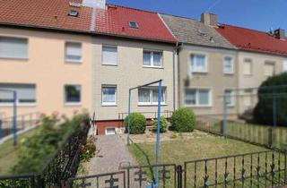 Reihenhaus kaufen in 19399 Goldberg, Schnuckeliges 3-Zimmer-Reihenhaus mit Keller und überschaubarem Garten in Goldberg