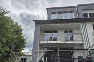 Haus mieten in 60433 Eschersheim, Kernsaniertes KfW-55-Energiehaus in grüner Lage mit viel Stauraum