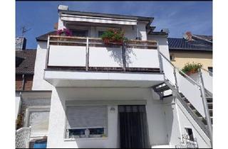 Haus kaufen in 50226 Frechen, Frechen - Geräumiges Reihenmittelhaus im Zentrum von Frechen