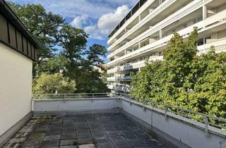 Wohnung kaufen in 80804 Schwabing-West, Großzügige, sehr ruhige Dachterrassenwohnung! Sanierungsbedürftig!