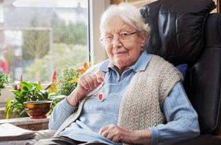 Wohnung kaufen in Oeseder Straße 107, 49124 Georgsmarienhütte, Die Alternative zum Pflegeheim - Senioren-Apartment mit optionalen Betreuungs- und Pflegeangebot