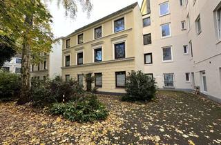 Wohnung kaufen in Gärtnerstraße 33a, 20253 Hoheluft-West, Stilvolle 1-Zi-Altbauwohnung im EG mit ca. 33 m² - möbliert und saniert – Hoheluft West