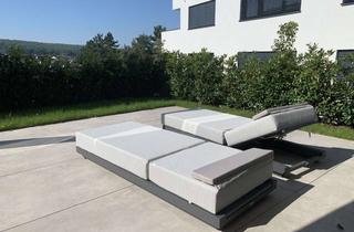 Wohnung kaufen in 72135 Dettenhausen, Exklusive und neuwertige 3-Zimmer-Wohnung mit 45qm Terrasse und Garten in Dettenhäusener Höhenlage