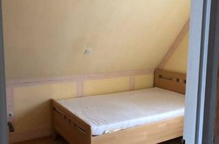 Wohnung mieten in 81249 München, 1 Zimmer Dachgeschosswohnung in München-Lochhausen