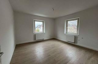 Wohnung mieten in Feustelstraße, 95444 Gartenstadt, Für 3er WG geeignet: neu renov. 3-Zi.-Altbauwohnung