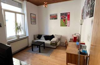 Wohnung mieten in Huttenstraße 10a, 97072 Sanderau, Schönes WG Zimmer in 3-Zimmer Wohnung in Top Sanderau Lage ab 15.11. / 3er WG! Küche vorhanden!
