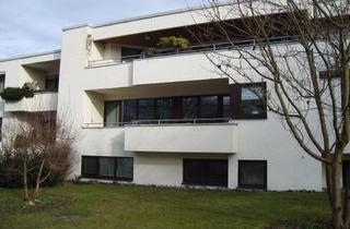 Wohnung mieten in 88400 Biberach, Gepflegte 3,5-Zimmer-Hochparterre-Wohnung mit Balkon u. Einbauküche in Biberach, Gigelberg