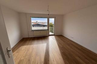 Wohnung mieten in 38122 Braunschweig, Erstbezug nach Kernsanierung, helle 2-Zimmer Wohnung im Westlichen Ringgebiet mit Südbalkon