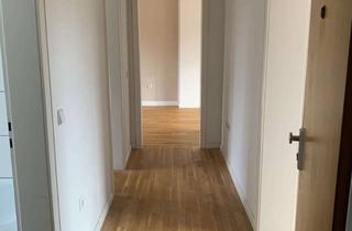 Wohnung mieten in Roddergasse 64, 51105 Humboldt-Gremberg, Gehobene 2-Raum-Wohnung nach Sanierung mit großem Balkon in Köln