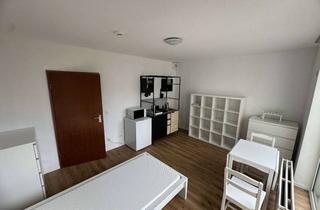 Wohnung mieten in Oppelner Straße 134, 53119 Tannenbusch, Erstbezug eines möbiliertes, löffelfertiges Studenten*Innenapartment mit Niveau zentral in Bonn