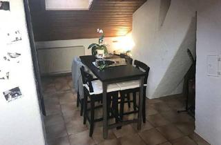 Wohnung mieten in Lausitzstraße, 85368 Moosburg, Schöne 2-Zimmer-Dachgeschosswohnung mit Einbauküche *Anfragen bitte nur mit Gehaltsnachweis*