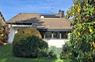 Haus kaufen in 72631 Aichtal, Lichtdurchflutetes, wunderschönes 1 bis 2 Familien-Wohnhaus in toller Wohnlage Aichtal-Aich