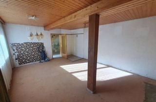 Bauernhaus kaufen in 96176 Pfarrweisach, Renovierungsbedürftiges Bauernhaus mit Stallungen, Scheune und Felsenkeller – idyllisch im Ortskern