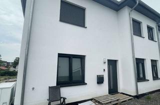 Doppelhaushälfte kaufen in 65428 Rüsselsheim, Doppelhaushälfte 160 m² Rüsselsheim/Bauscheim