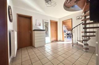 Wohnung kaufen in 71139 Ehningen, Ein Zuhause mit Charakter: Galerie, Loggia & jede Menge Licht!