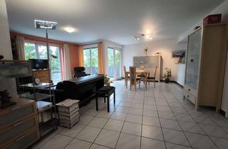 Wohnung kaufen in 76297 Stutensee, Vom Privat! Lichtdurchflutete 2- Zimmer Wohnung mit Garage in begehrter Lage