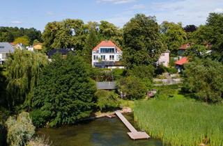 Wohnung kaufen in 16348 Wandlitz, Einbauküche, Fußbodenheizung, zwei Bäder, Kamin, Dachterrasse: Top-Wohnung mit Seeblick in Wandlitz