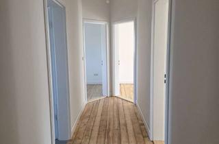 Wohnung mieten in 68169 Neckarstadt, Sanierte 3 ZKB Altbau-Wohnung mit Einbauküche