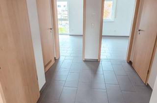 Wohnung mieten in Eyerloher Straße, 91589 Aurach, 3-Zimmer-Wohnung Neubau Balkon Barrierefrei