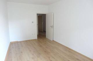Wohnung mieten in Martin-Luther-Sraße 27, 45145 Holsterhausen, Renovierte 2-Zimmer-Wohnung in Essen-Holsterhausen
