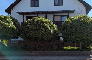 Wohnung mieten in Burkhardswalder Straße 27a, 01809 Müglitztal, Modernisierte Wohnung mit zwei Zimmern und Stellplatz in Müglitztal