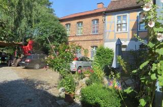 Wohnung mieten in Wüste Worth 15, 39576 Stendal, 2-Raum Wohnung EG Wüste Worth 15, Altstadt