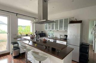 Wohnung mieten in 51107 Ostheim, Moderne, geräumige 2-Zimmer-Wohnung mit Balkon und EBK