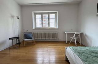 Wohnung mieten in Agnes-Bernauer-Str. 78, 80687 Laim, Möbliertes, großes WG-Zimmer in 3er WG in Laim / Furnished, large room in a 3-person flat in Laim