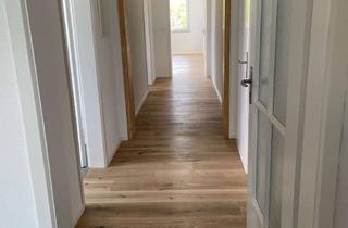 Wohnung mieten in Neuffenstrasse 13, 89537 Giengen, Helle und ruhige 2-Zimmer-Wohnung mit gehobener Innenausstattung und eigenem Hauseingang