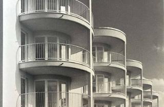 Penthouse mieten in Ravensburger Ring 72, 81243 Aubing-Lochhausen-Langwied, 2 Zimmer Penthouse Wohnung mit Balkon und traumhaften Ausblick