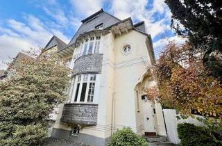 Haus kaufen in 40235 Grafenberg, Repräsentativer Altbau in Toplage von Düsseldorf-Grafenberg