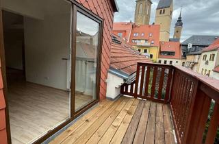 Wohnung mieten in Peterstr., 09599 Freiberg, Ideal für Paare oder Familien: Helle 3-Raum-Wohnung mit Wohlfühlcharakter und Blick auf die Petrikirche