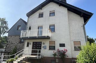 Einfamilienhaus kaufen in 56626 Andernach, Sehr große Doppelhaushälfte mit Garten, Dachterrasse und 2 Garagen in Andernach - Eich