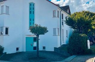 Wohnung kaufen in 71083 Herrenberg, Herrenberg - Attraktive 2-Zimmer Wohnung mit Balkon und Stellplatz