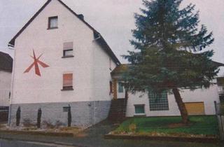 Einfamilienhaus kaufen in 35325 Mücke, Mücke - Mehrfamilien-Wohnhaus mit Scheune und Garten in Mücke Groß-Eichen