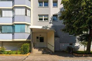 Wohnung kaufen in Ahrenshooper Str. 80, 13051 Berlin, Kapitalanlage mit 3,71% Rendite in gepflegtem Mehrfamilienhaus