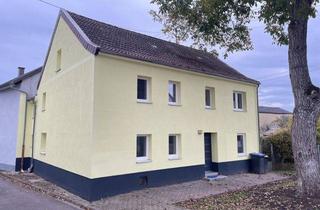 Einfamilienhaus kaufen in 66773 Schwalbach, Hochwertig saniertes Einfamilienhaus in ruhiger und zentraler Lage
