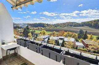 Wohnung kaufen in 96450 Coburg, Eine Wohnung wie im Bilderbuch! TOP-renovierte 4 Zi.-Eigentumswohnung mit Loggia u. tollem Fernblick