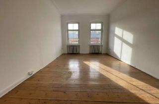 Wohnung kaufen in Reuchlinstraße, 10553 Berlin, Kapitalanlage: Großzügige 3-Zimmer-Wohnung mit Hobbyraum im Dach