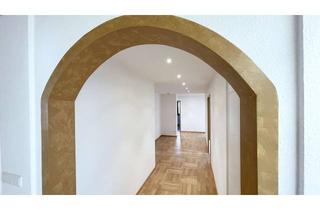 Wohnung kaufen in Liebenzeller Straße 26, 75339 Höfen, Stilvoll renovierte 5,5 Zimmer-Wohnung mit Doppel-Carport