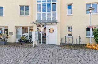 Wohnung kaufen in 83607 Holzkirchen, Holzkirchen: Attraktive 4-Zimmer-Wohnung - vermietet, barrierefrei in ruhiger, zentraler Lage